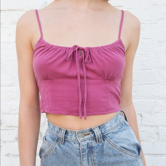 Brandy Melville Tops - jennifer tank